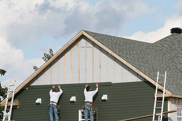 Professional Siding Replacement technician working in Antioch, IL